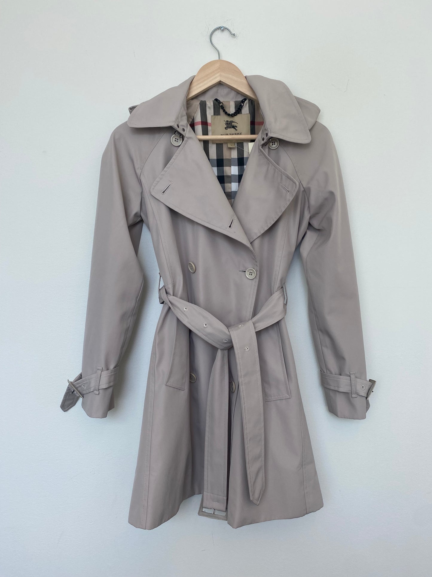 Burberry trenchcoat med belte beige