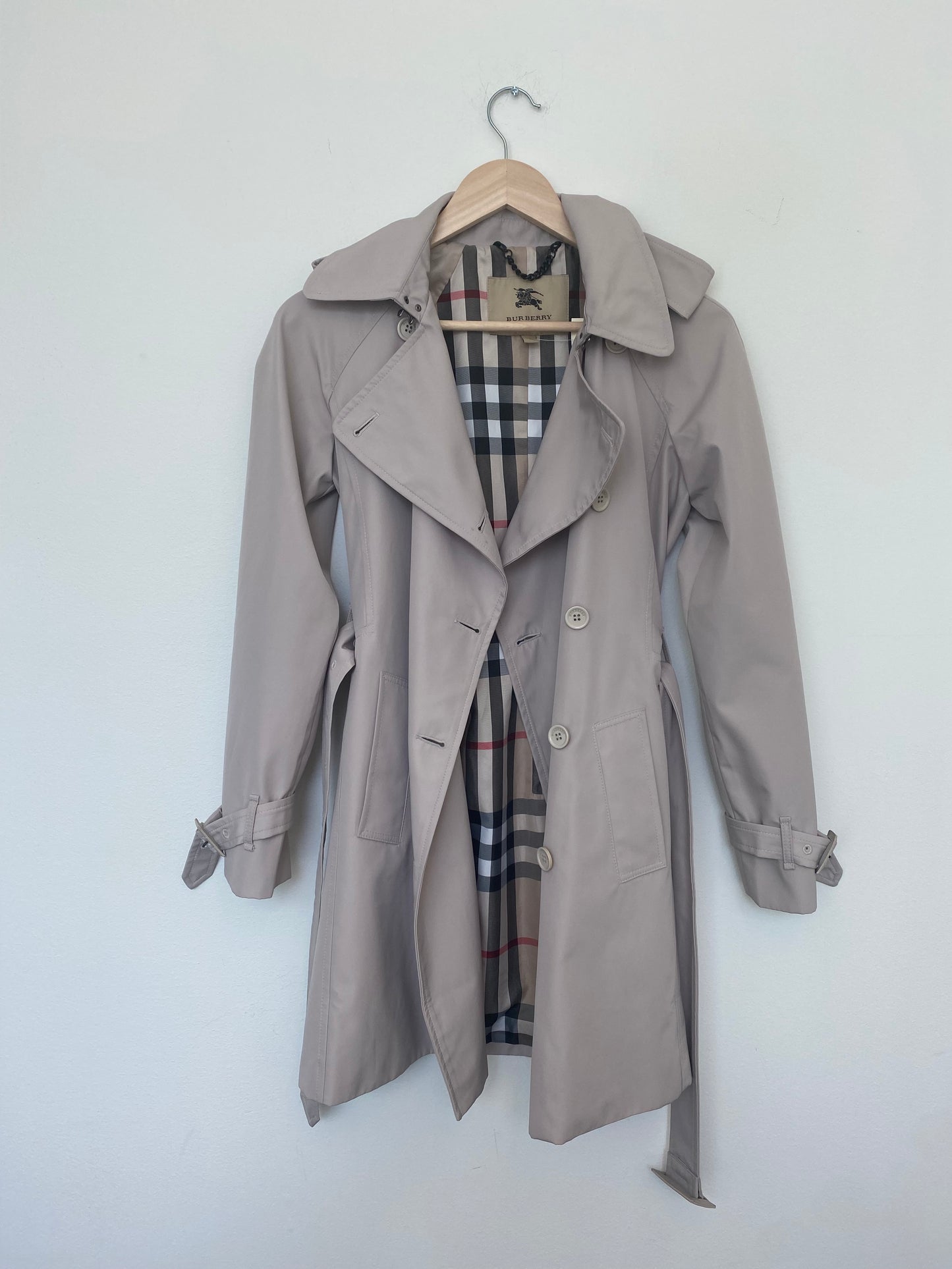 Burberry trenchcoat med belte beige