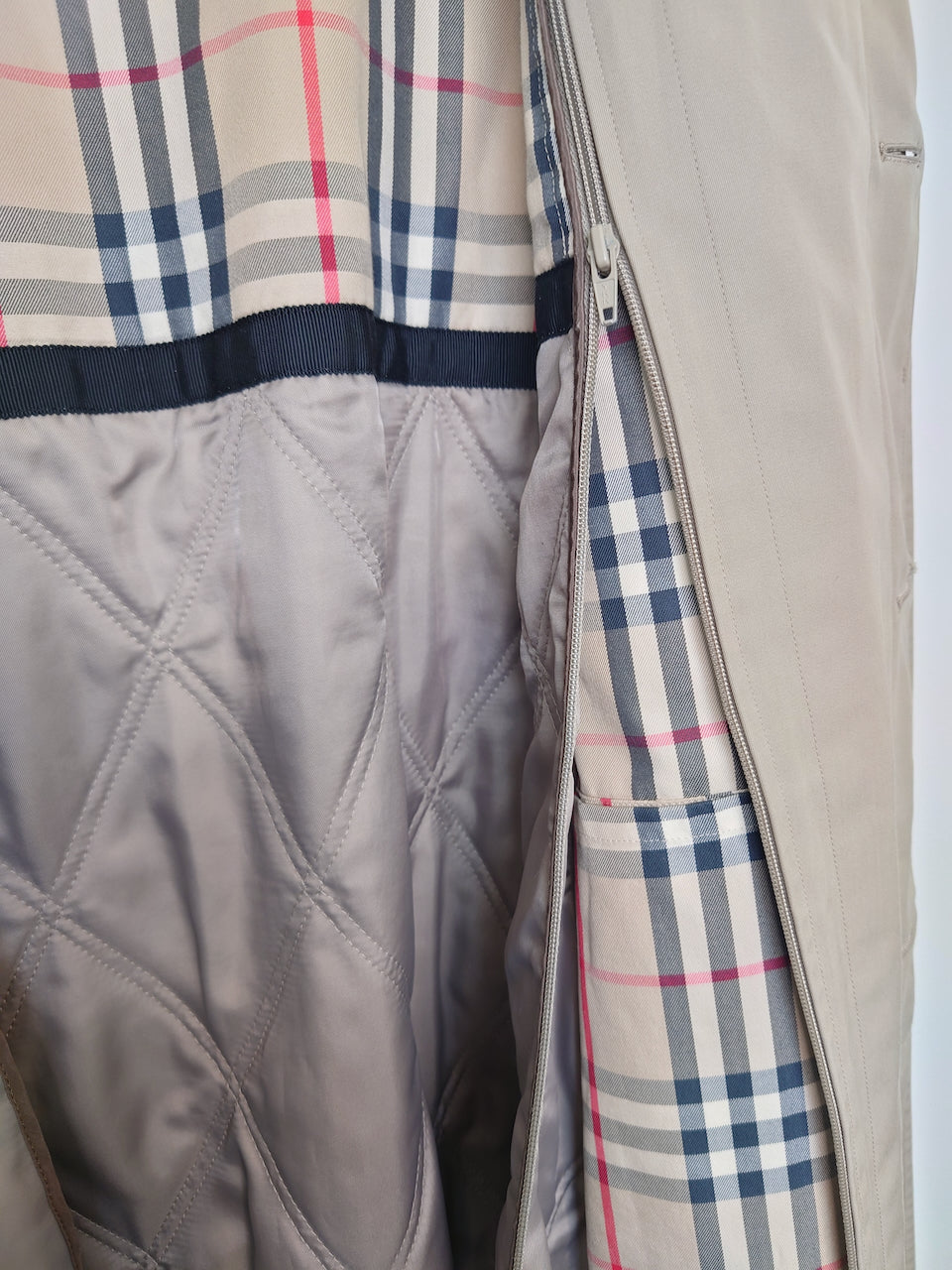 Burberry coat Japan beige