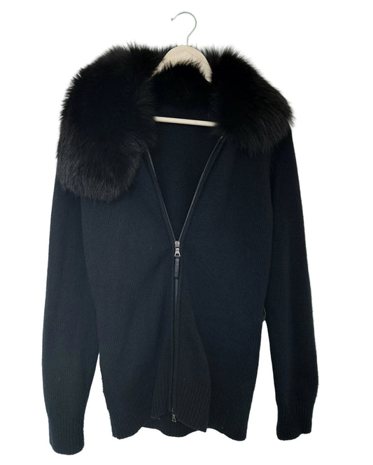 Prada cardigan i ull/kasjmir med stor revepelskrage